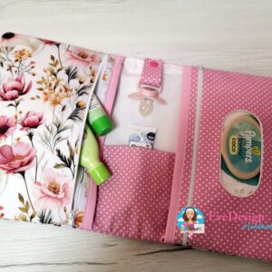 Rózsakert pelenkázó táska – A rendet és a nőiességet egyszerre őrzi